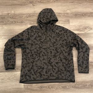 Nike Camo Hoodie XL